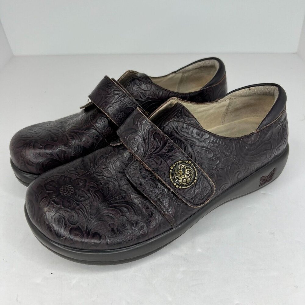 Alegria Womens JOL-42 Joleen Espresso Gale Leather Embossed Size 8.5 Clogs